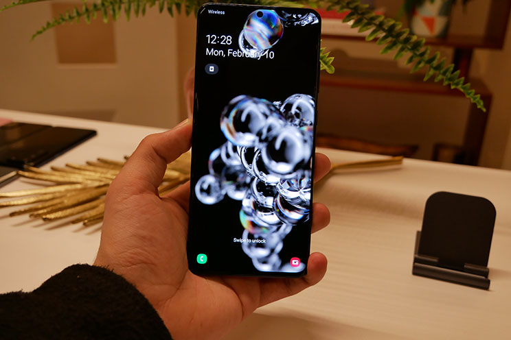 סמסונג חושפת את סדרת הדגל Galaxy S20